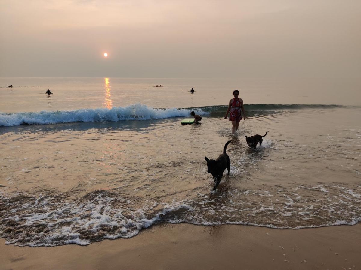 Surya Beach Cafe And Stay Gokarna  Exterior photo