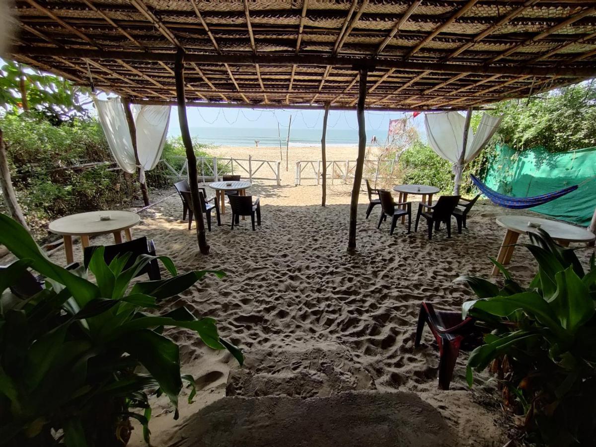 Surya Beach Cafe And Stay Gokarna  Exterior photo
