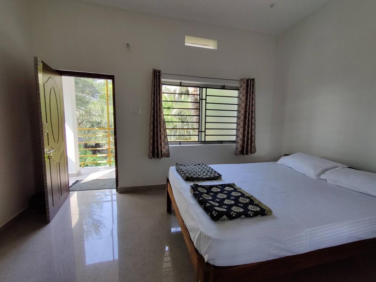 Surya Beach Cafe And Stay Gokarna  Exterior photo
