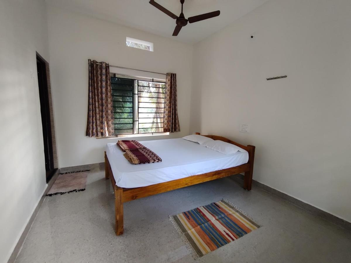 Surya Beach Cafe And Stay Gokarna  Exterior photo