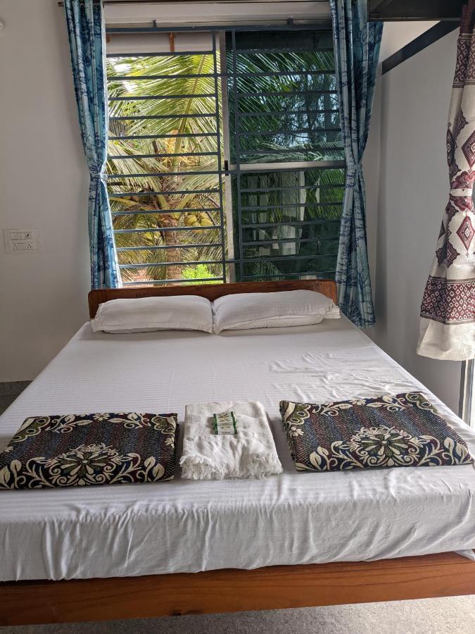 Surya Beach Cafe And Stay Gokarna  Exterior photo
